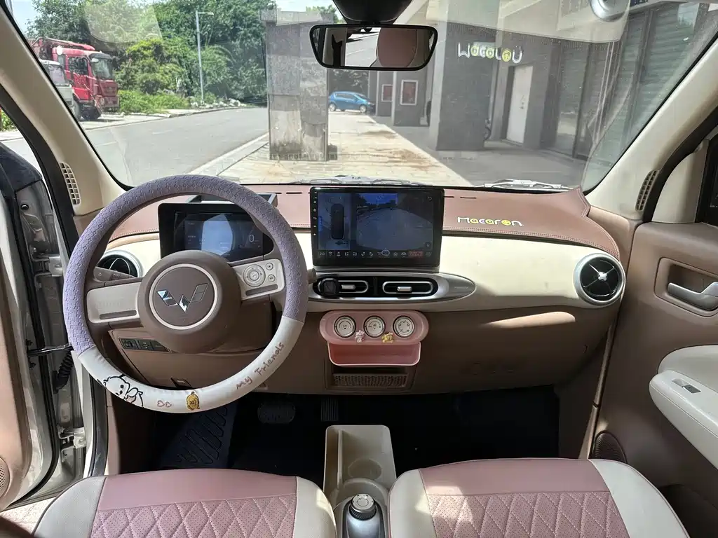 Wuling MINIEV — миниатюра 11