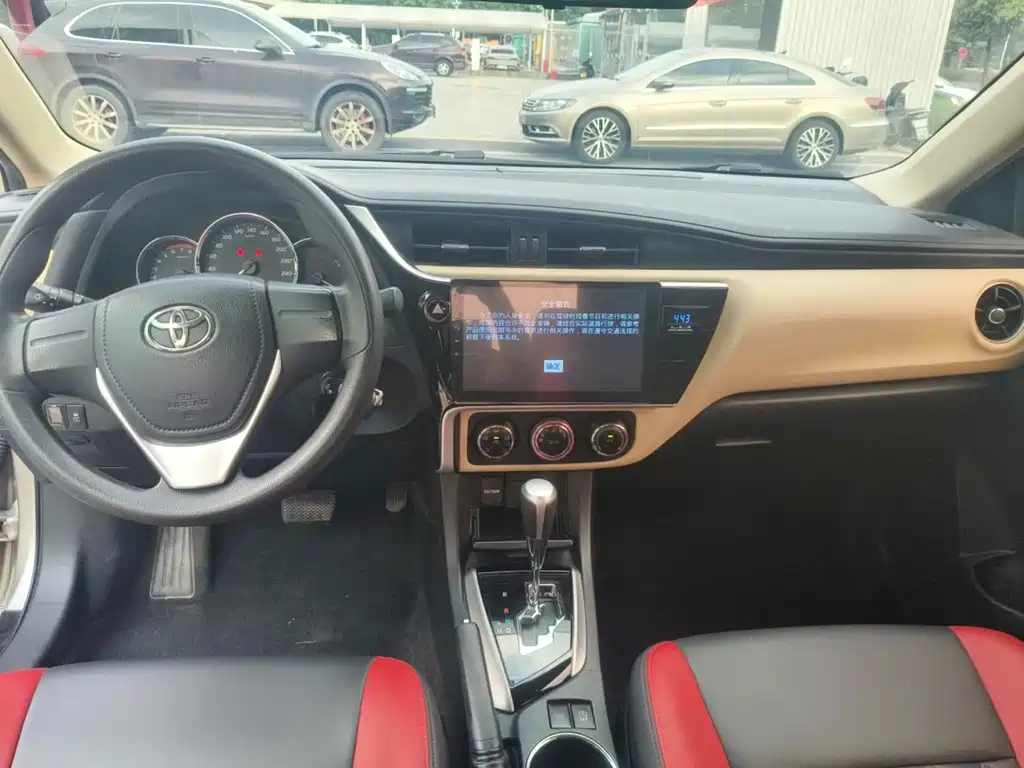 Toyota Corolla — миниатюра 7