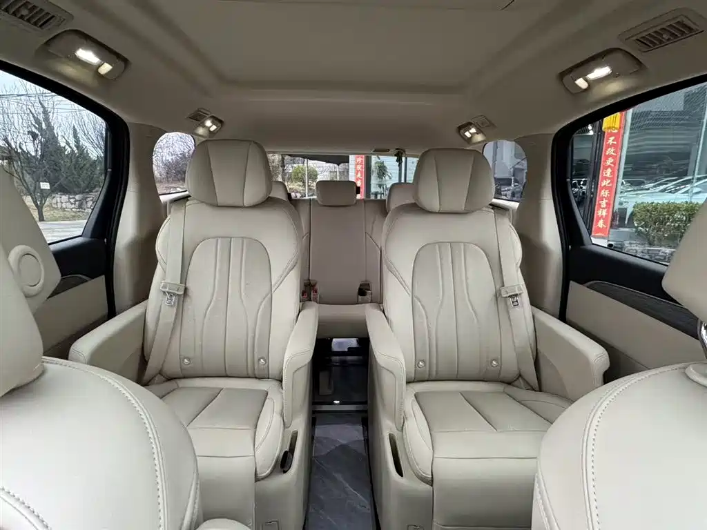 BUICK GL8 NEW ENERGY