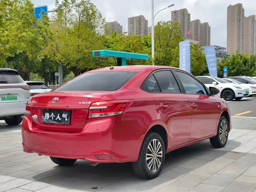 Toyota Vios — миниатюра 7
