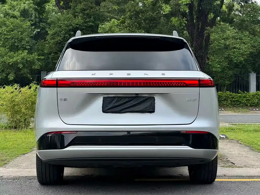 XPeng G9 — миниатюра 5