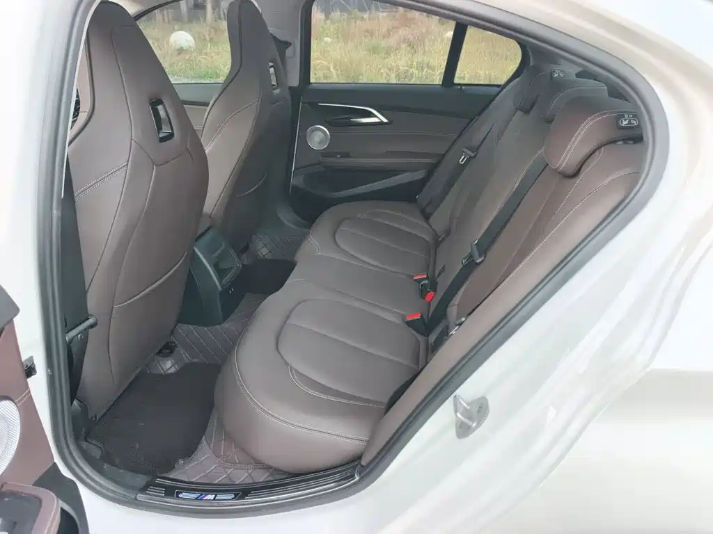 BMW 1 Series — миниатюра 13