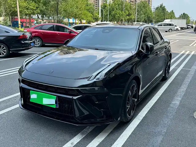 2023 Lynk & Co 03