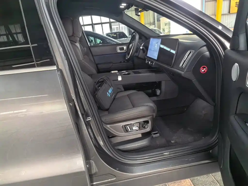 Li Auto Li L9 — миниатюра 25
