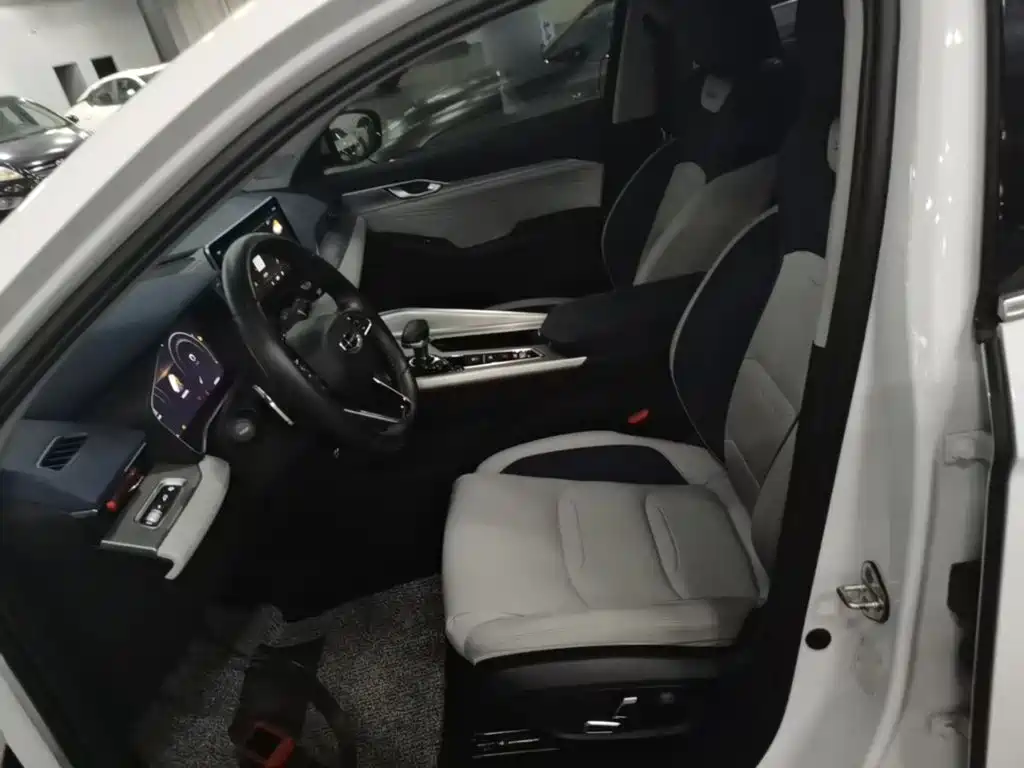 Geely Xingrui — миниатюра 15
