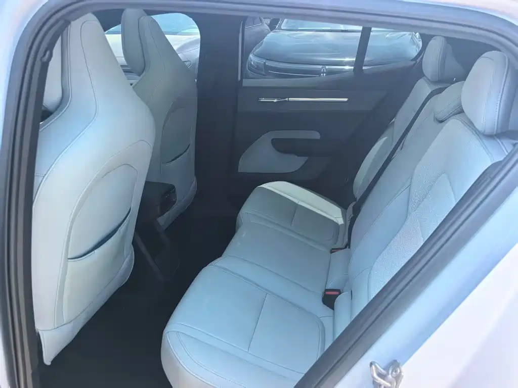Volvo EX30 2025 Ultra