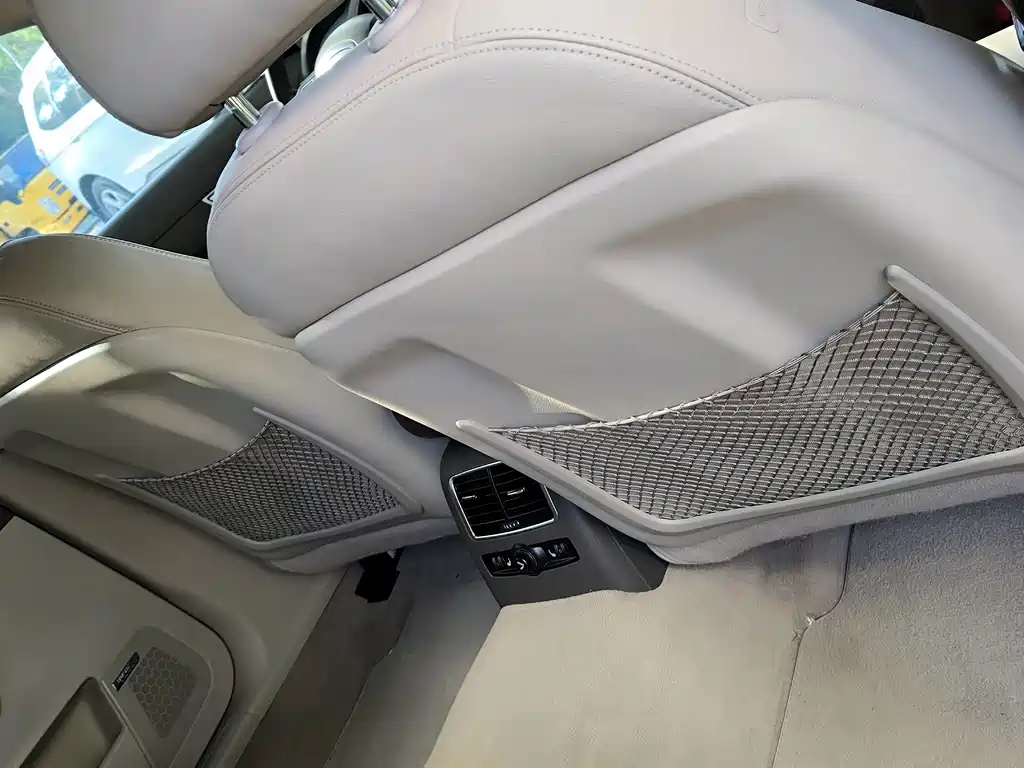 Audi A6L — миниатюра 16