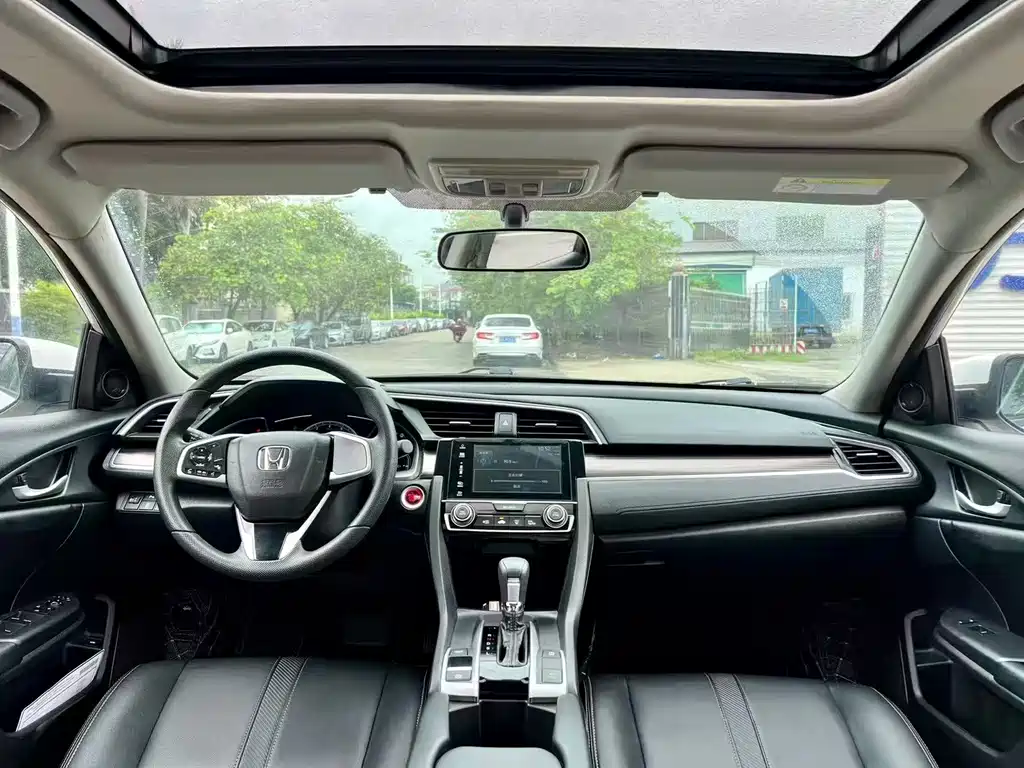 Honda Civic — миниатюра 9