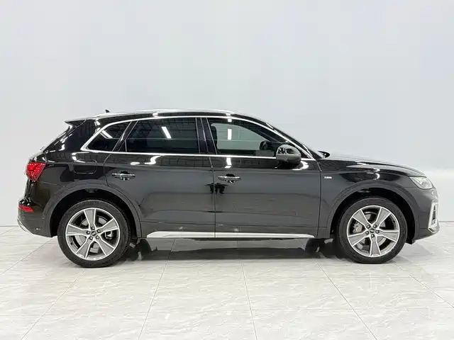 Audi Q5L — миниатюра 2