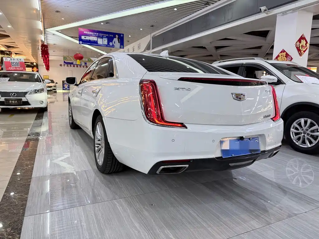 Cadillac XTS — миниатюра 3