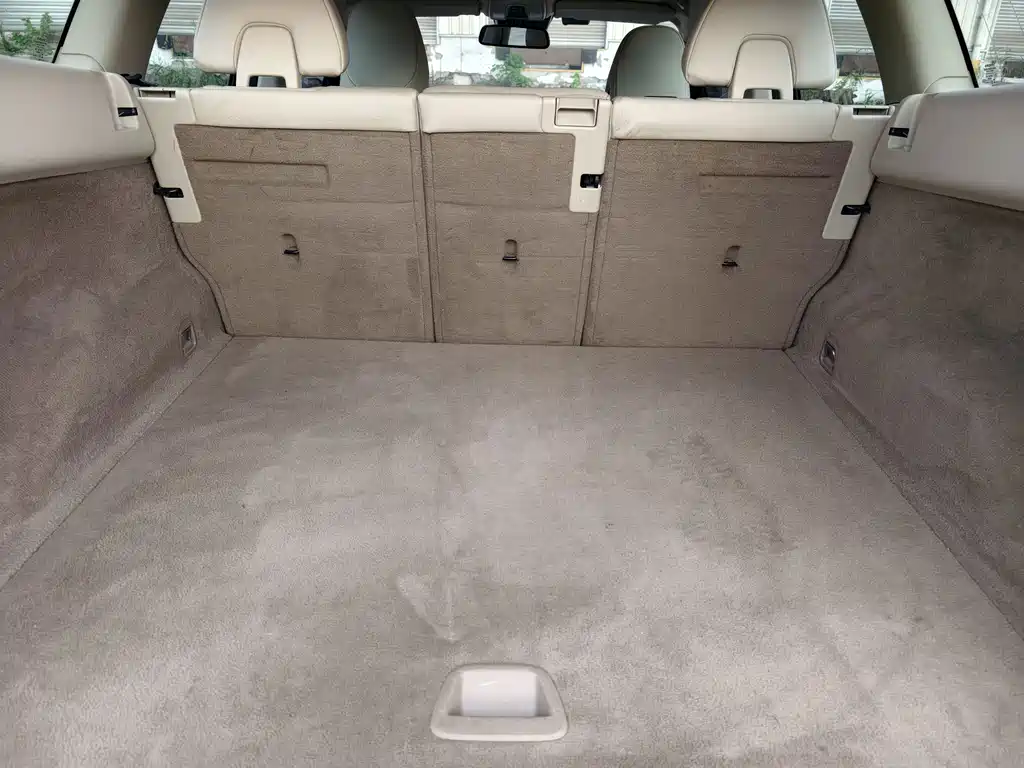 Volvo XC60 (Import) — миниатюра 25