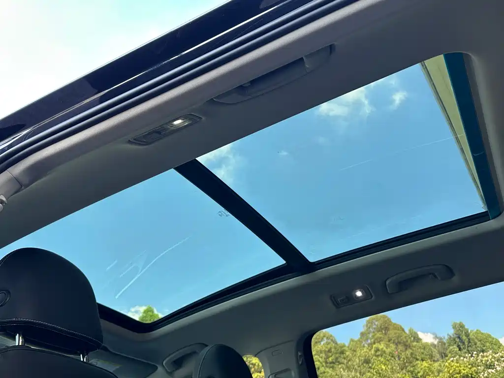 VOLKSWAGEN TIGUAN L NEW ENERGY