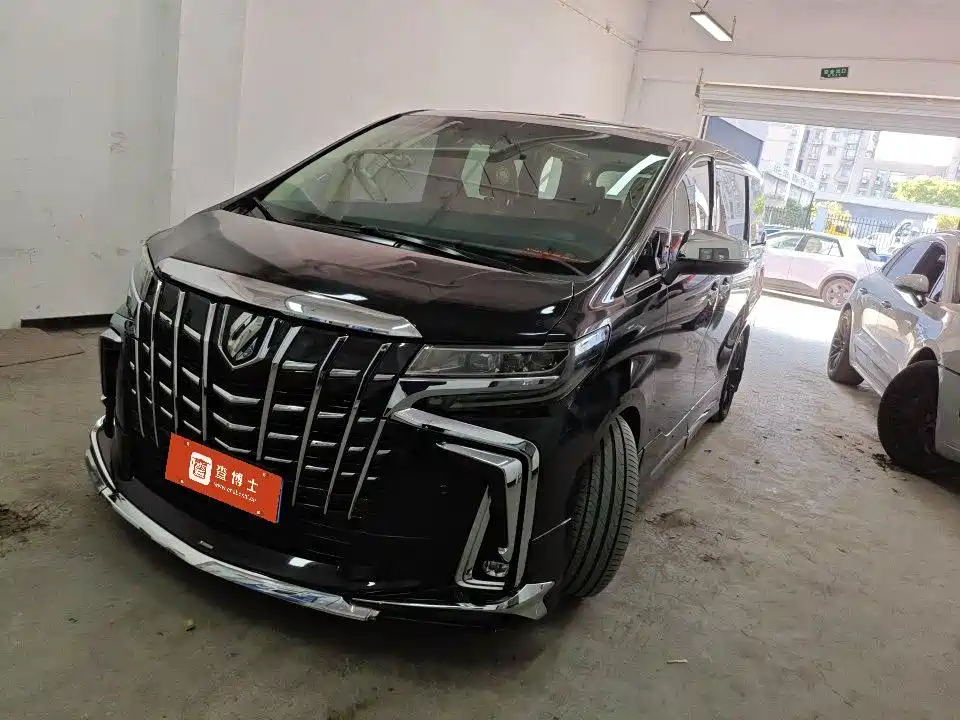 Toyota Alphard 2018