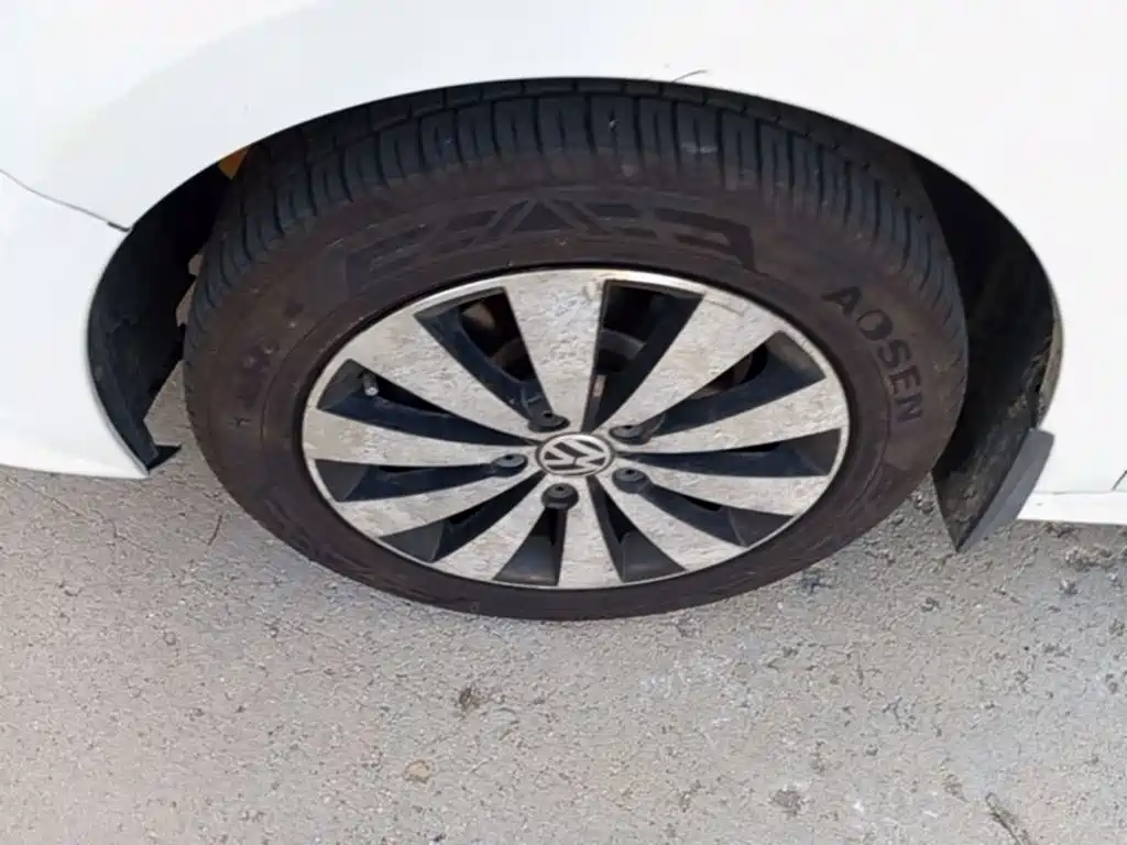 Volkswagen Sagitar — миниатюра 23
