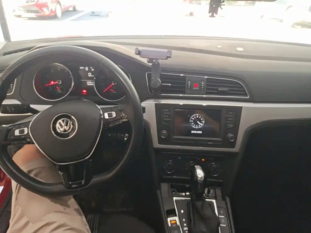 Volkswagen Lamando — миниатюра 10