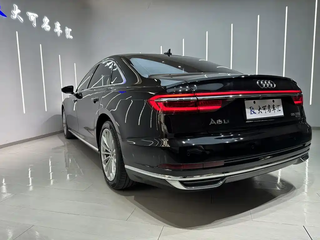 Audi A8 — миниатюра 9