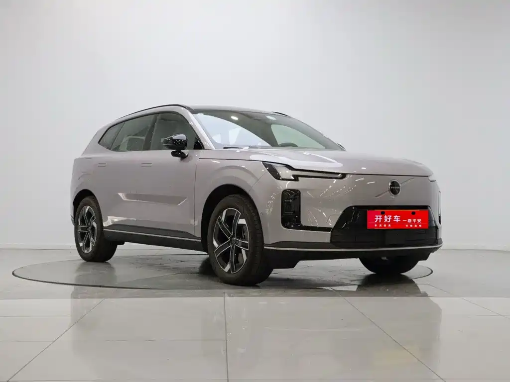 Volvo гибрид Volvo XC70 plug-in — миниатюра 3
