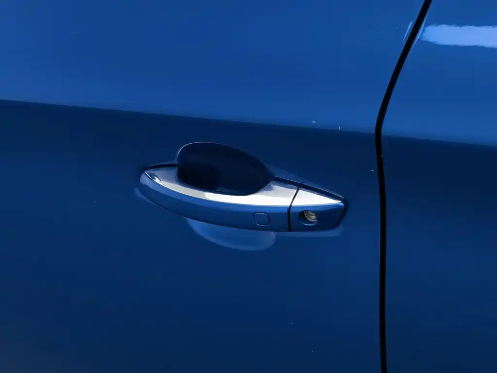 BYD MAX — миниатюра 18
