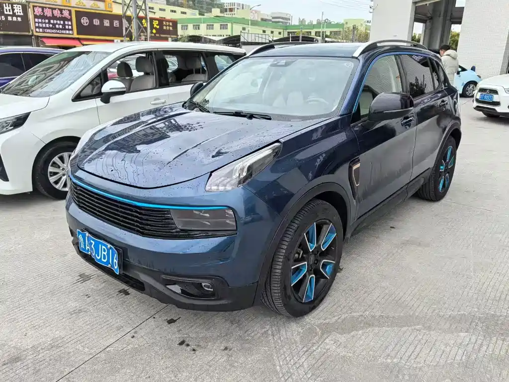 Lynk & Co 01 2018