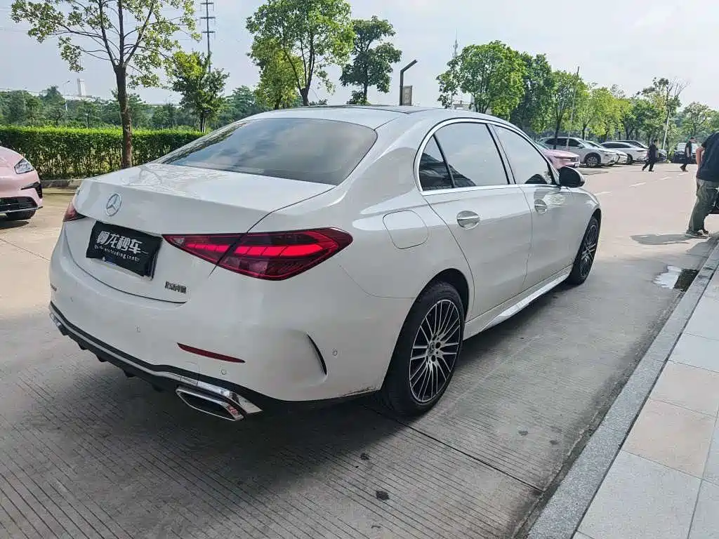 Mercedes-Benz C-Class — миниатюра 8