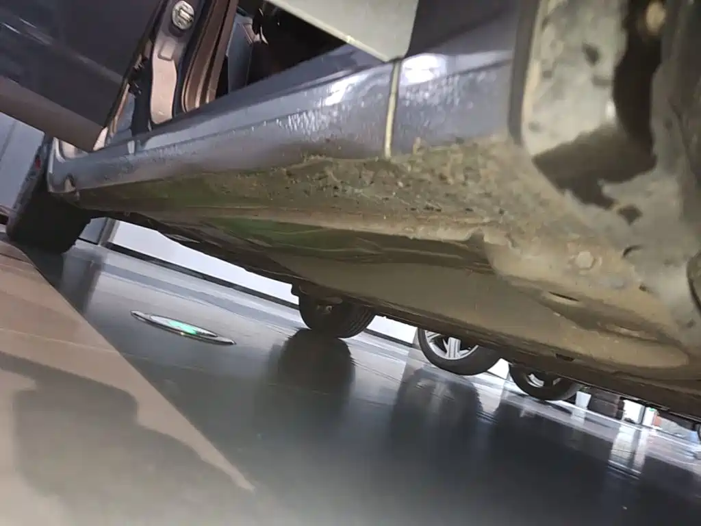 Chevrolet Monza — миниатюра 21