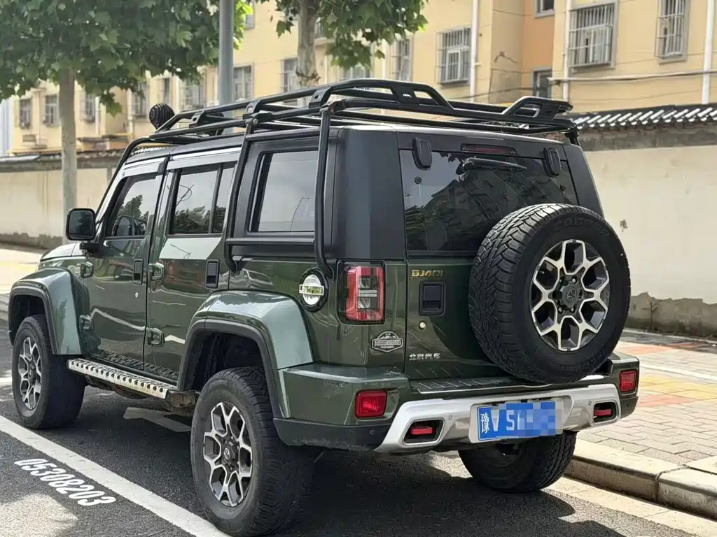 BAIC BJ40 2018 PLUS 2.3T AT Premium V