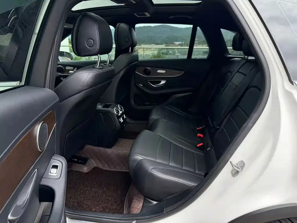 Mercedes-Benz GLC — миниатюра 5