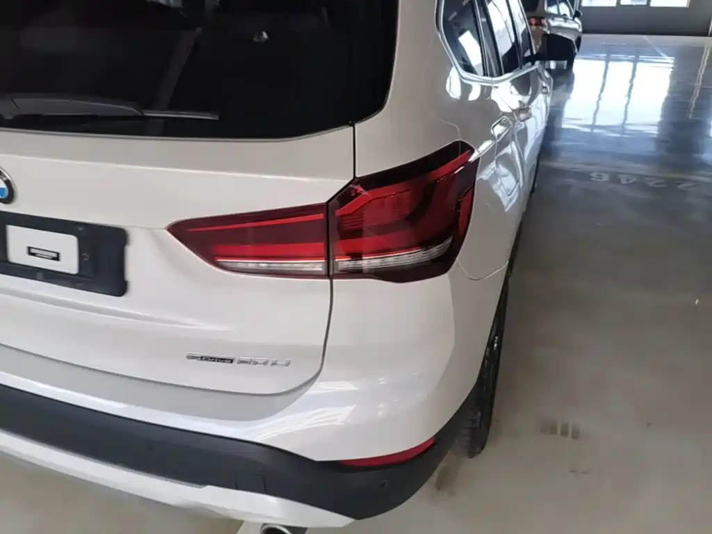 BMW X1 — миниатюра 8