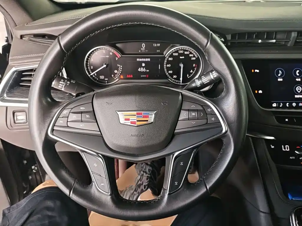 Cadillac XT5 — миниатюра 11