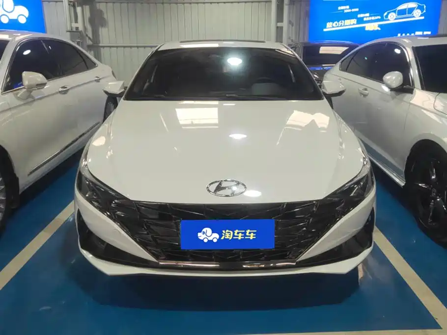 MODERN ELANTRA