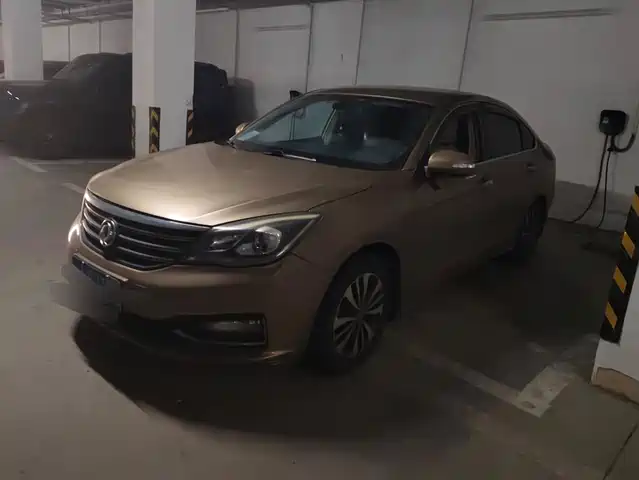 Dongfeng Aeolus A60
