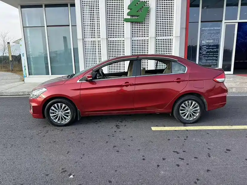 Suzuki Alivio — миниатюра 10