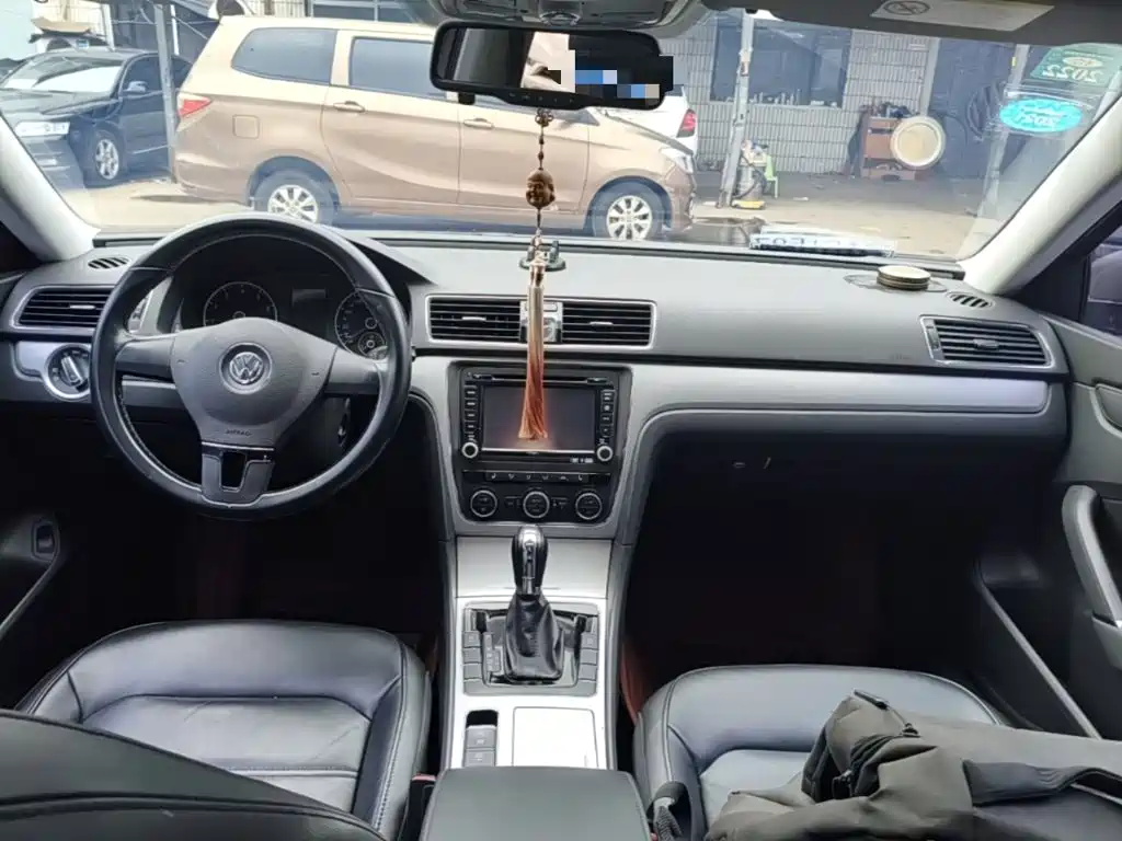 Volkswagen Passat — миниатюра 14
