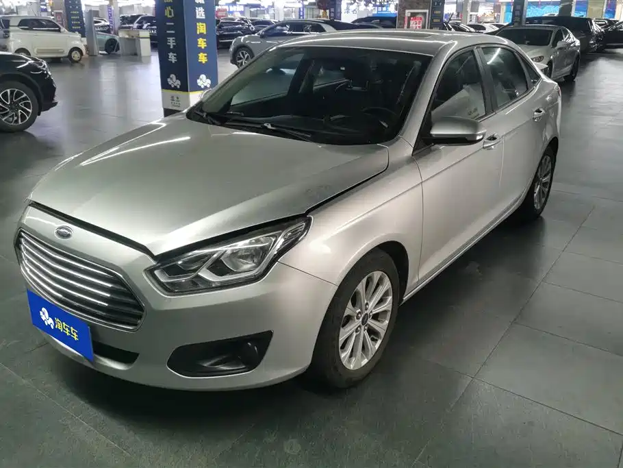 Купить Ford Escort