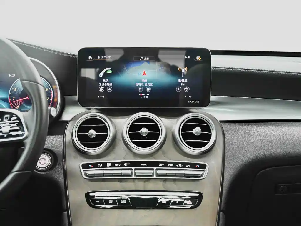 Mercedes-Benz GLC — миниатюра 34