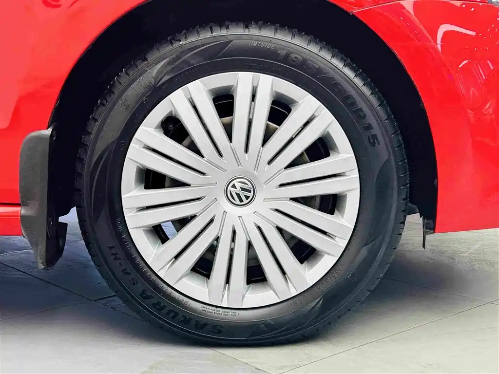Volkswagen Polo — миниатюра 11