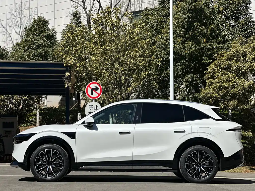 ZEEKR EXTREME KRYPTON 7X