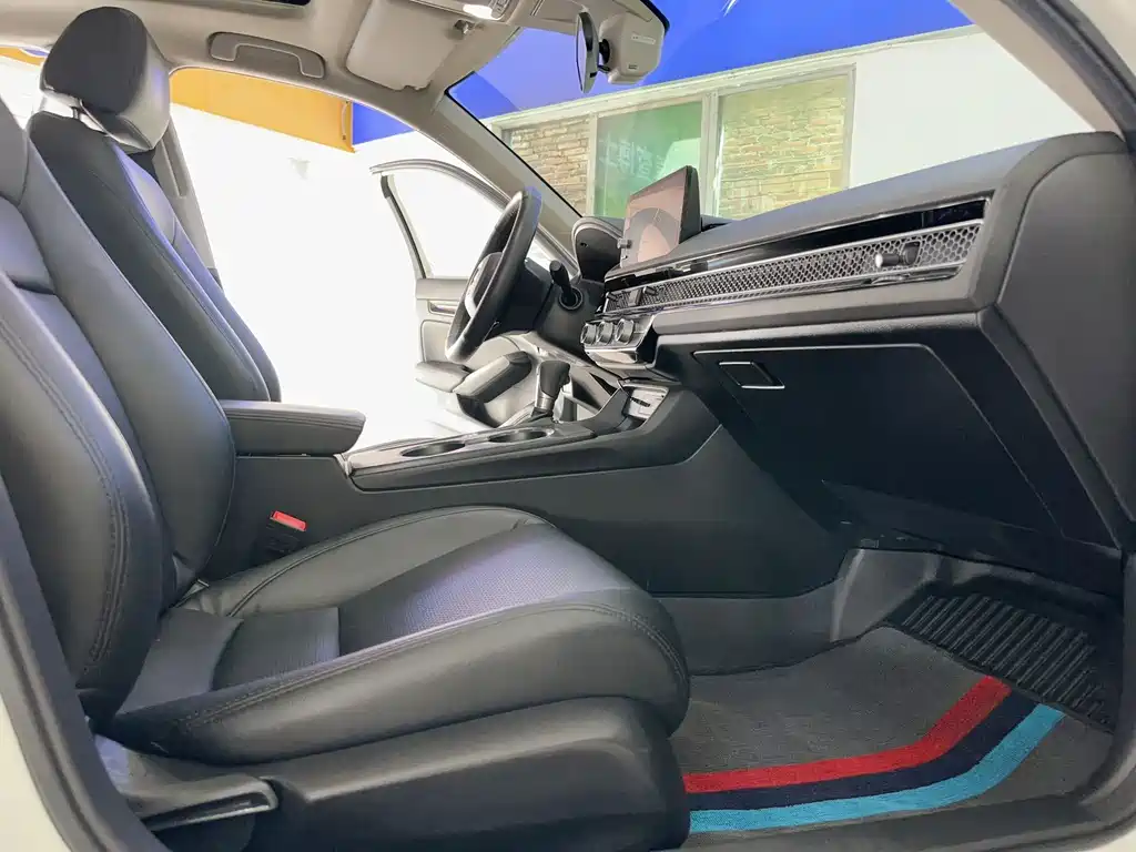 Honda Civic — миниатюра 9