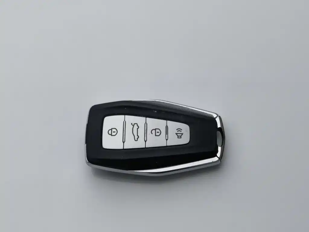 Geely Emgrand — миниатюра 19