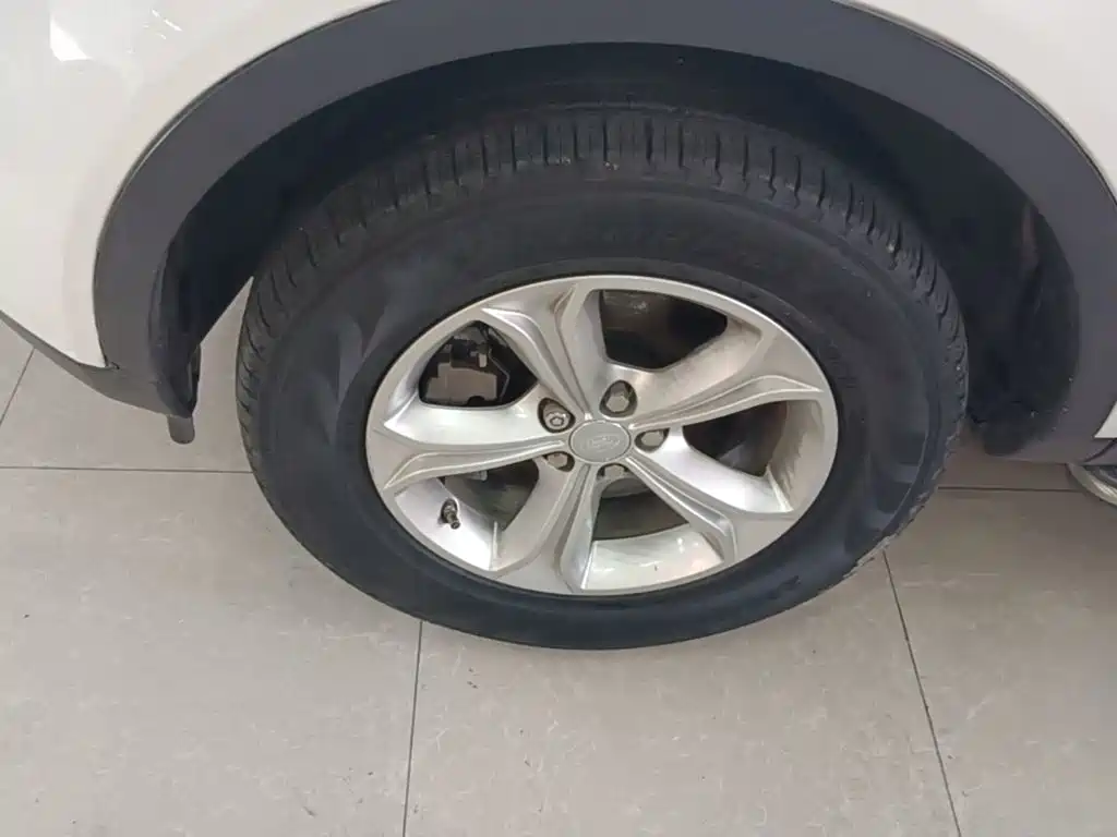 Land Rover Discovery Sport — миниатюра 23
