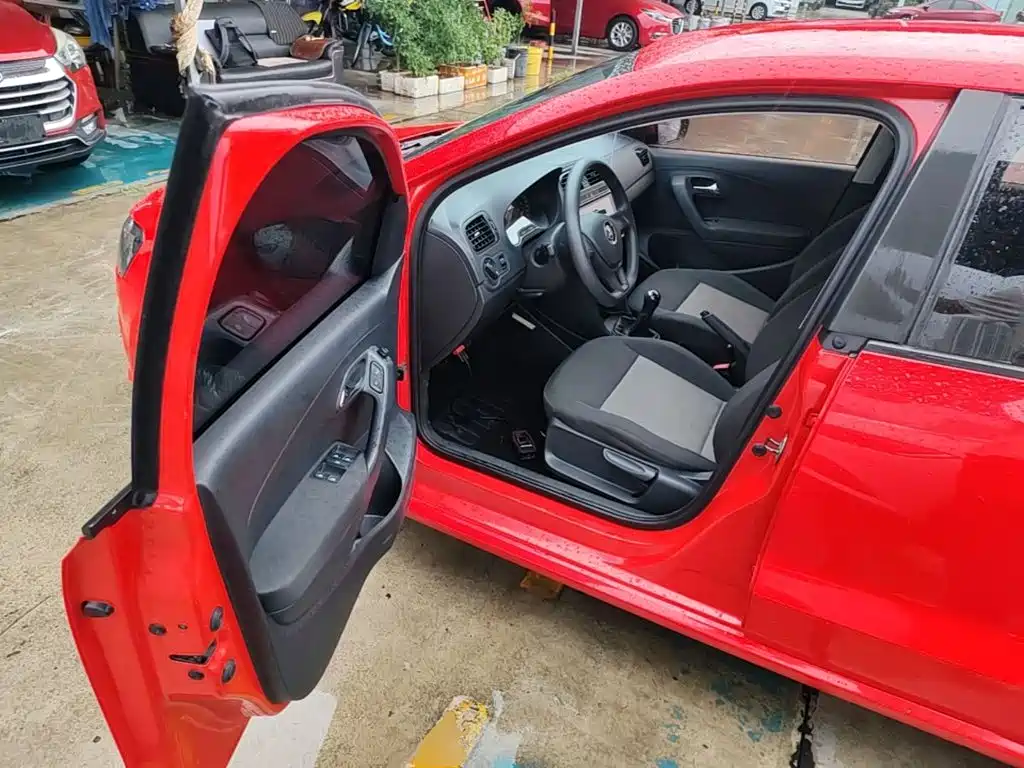 Volkswagen Polo — миниатюра 16