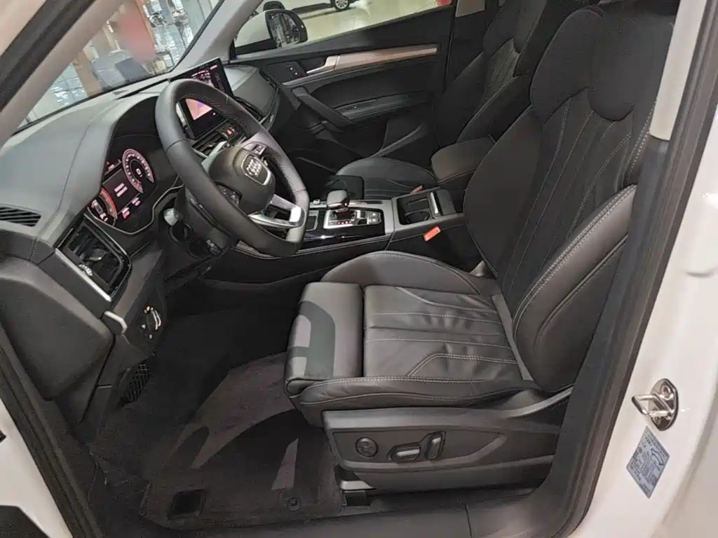 Audi Q5L — миниатюра 15
