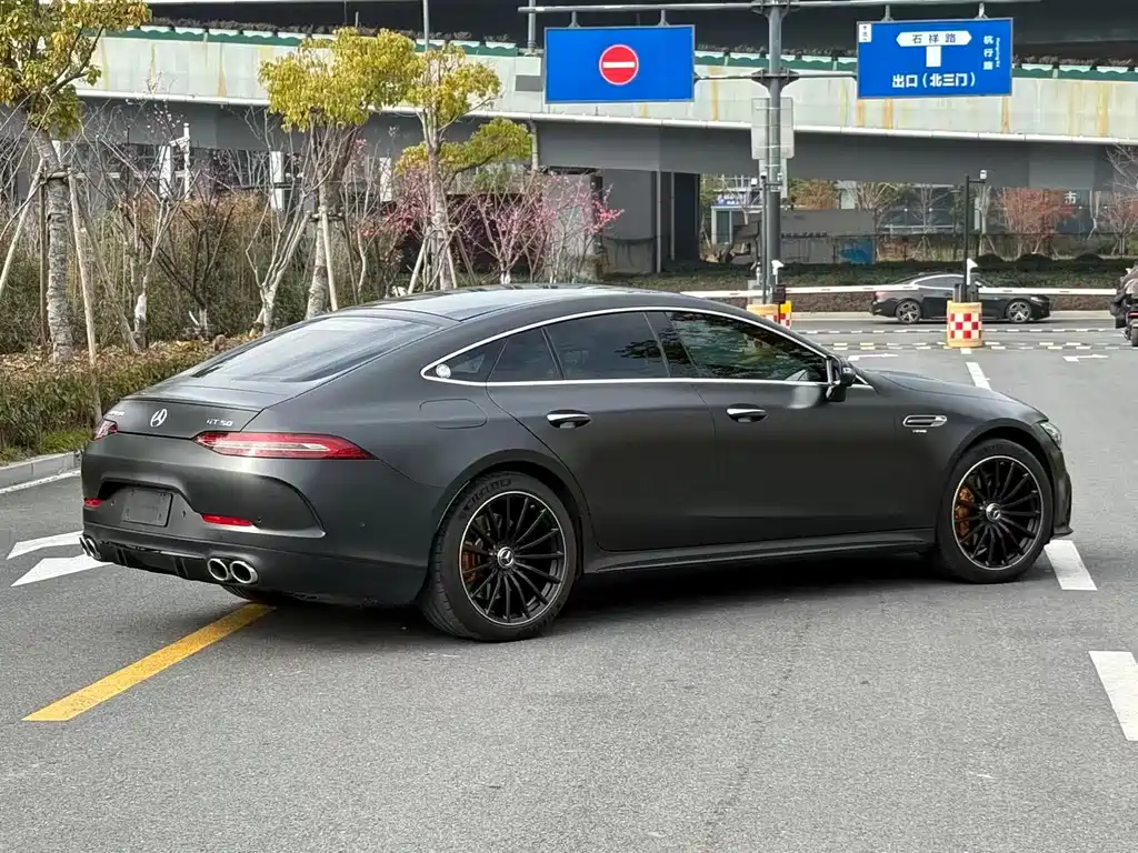 MERCEDES-BENZ AMG GT