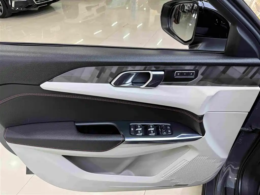 Lynk & Co 02 — миниатюра 15
