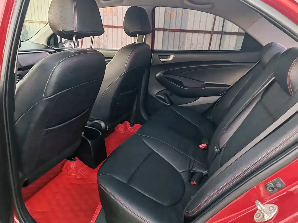 Hyundai Verna — миниатюра 10