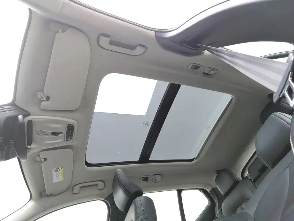 Volvo XC40 — миниатюра 14
