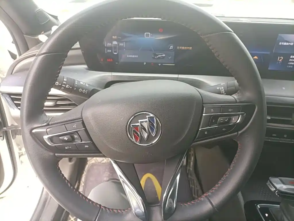 Buick Verano — миниатюра 11