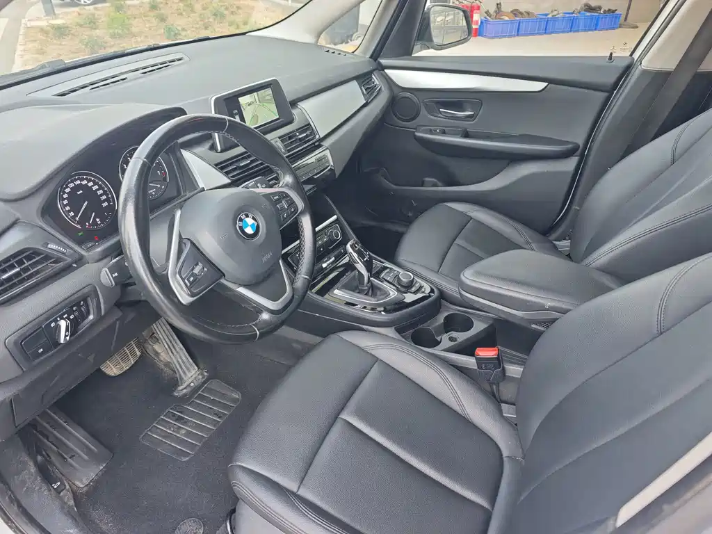 BMW 2 Series Gran Tourer — миниатюра 12