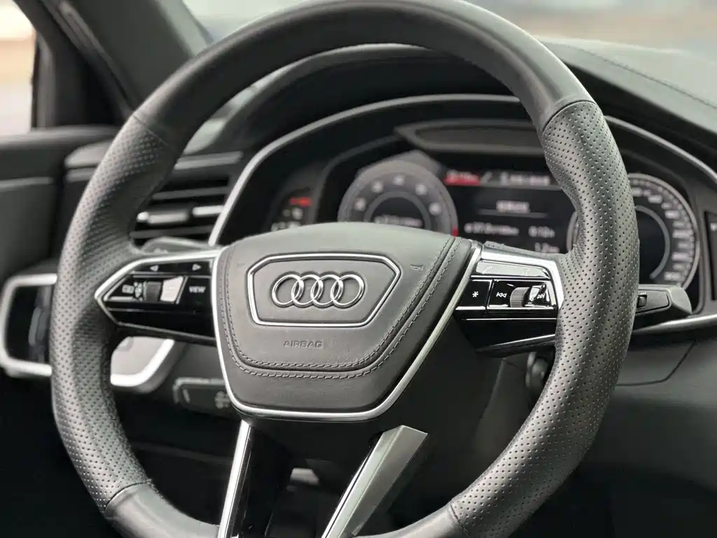 Audi A6L 2024 — фото 14