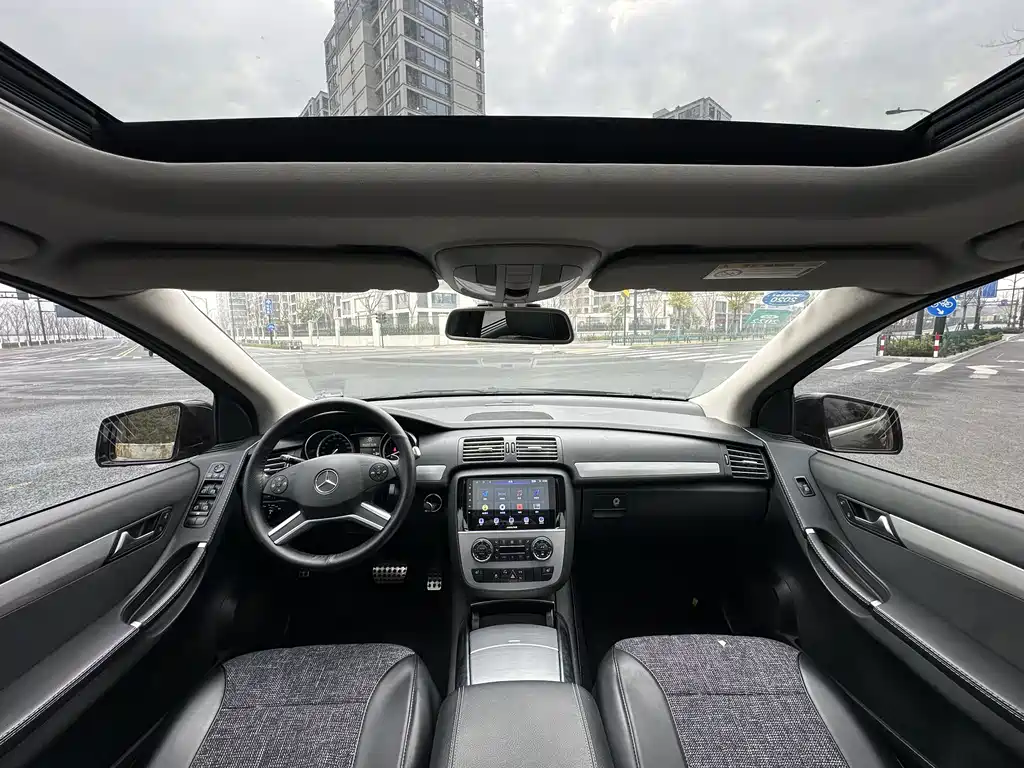 MERCEDES-BENZ R CLASS